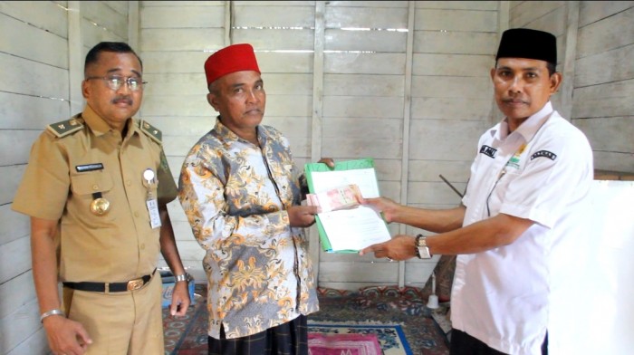 BAZNAS Rohil Salurkan Dana Rehab untuk Mushalla Istiqomah, Datuk Penghulu Sampaikan Terima Kasih